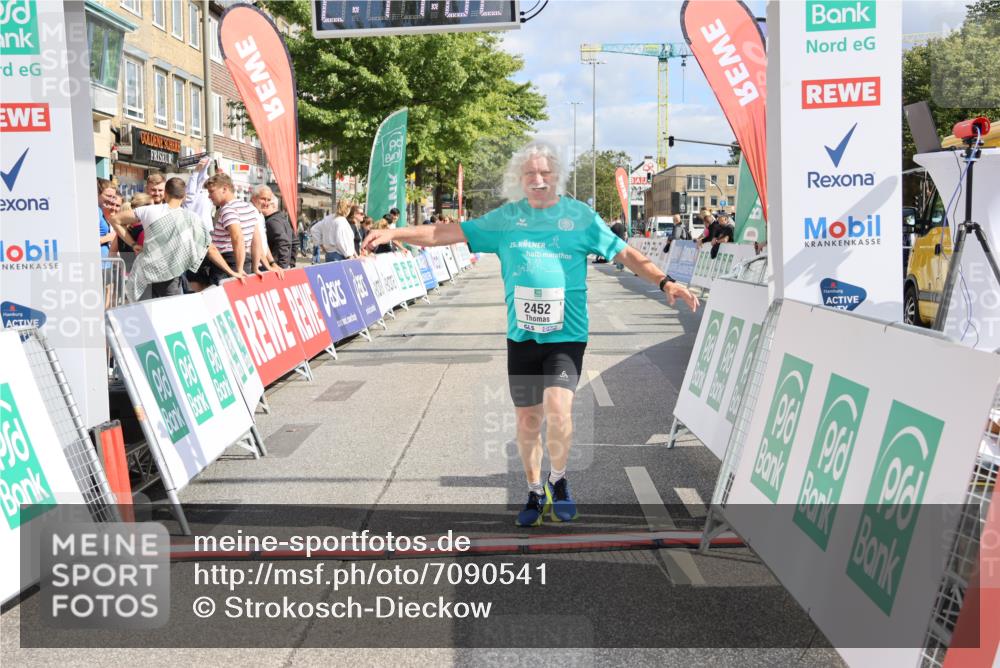 15.09.2024 - PSD Bank Halbmarathon Strokosch-Dieckow http://msf.ph/oto/7090541 15.09.2024 12:44:53 Ziel 2452 meine-sportfotos.de