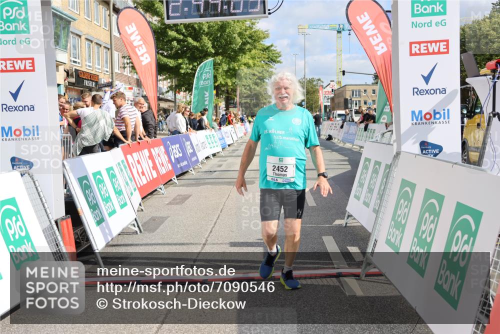 15.09.2024 - PSD Bank Halbmarathon Strokosch-Dieckow http://msf.ph/oto/7090546 15.09.2024 12:44:53 Ziel 2452 meine-sportfotos.de