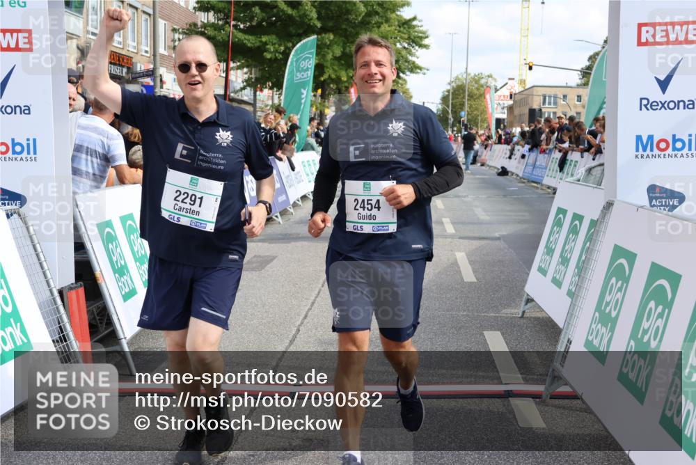 15.09.2024 - PSD Bank Halbmarathon Strokosch-Dieckow http://msf.ph/oto/7090582 15.09.2024 12:30:15 Ziel 2291, 2454, 3091, 3270, 3362 meine-sportfotos.de
