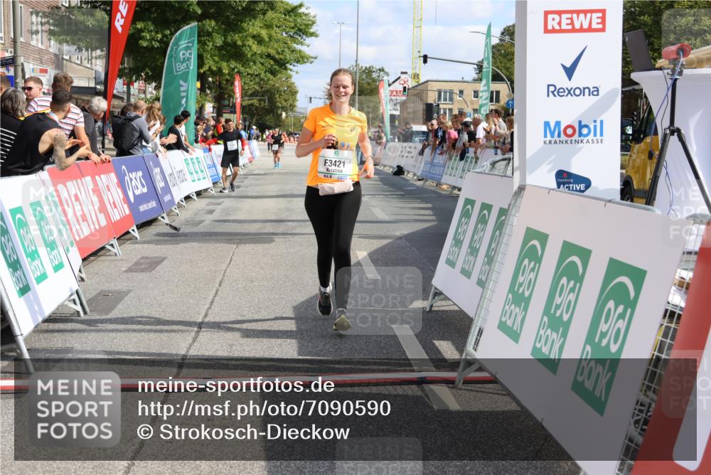 15.09.2024 - PSD Bank Halbmarathon Strokosch-Dieckow http://msf.ph/oto/7090590 15.09.2024 12:46:33 Ziel 3421 meine-sportfotos.de