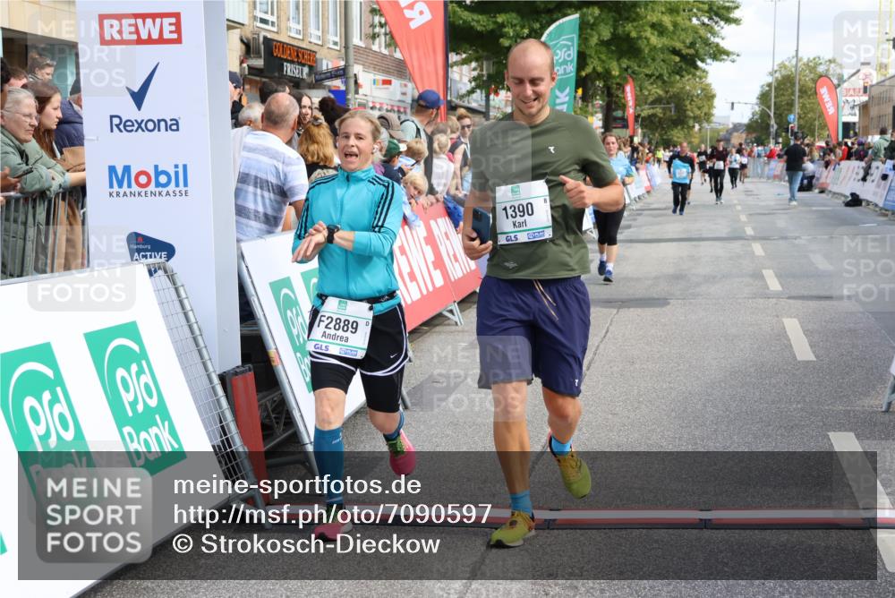 15.09.2024 - PSD Bank Halbmarathon Strokosch-Dieckow http://msf.ph/oto/7090597 15.09.2024 12:30:25 Ziel 1390, 2291, 2454, 2889, 3349 meine-sportfotos.de