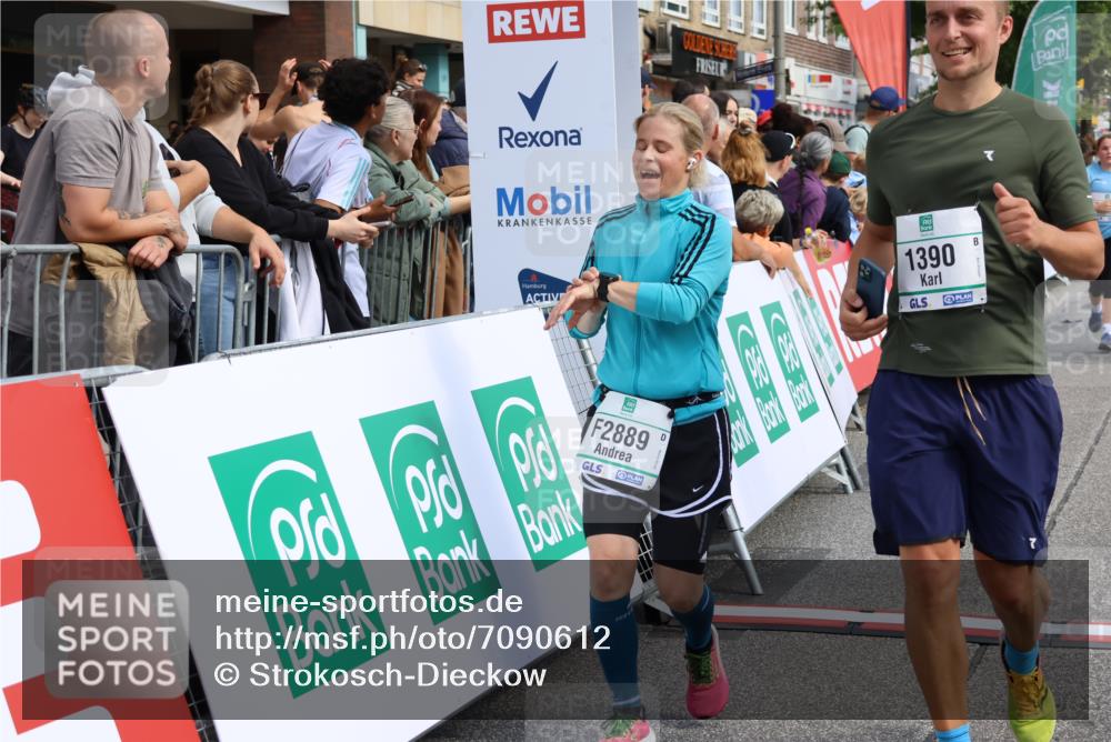 15.09.2024 - PSD Bank Halbmarathon Strokosch-Dieckow http://msf.ph/oto/7090612 15.09.2024 12:30:26 Ziel 1390, 2291, 2454, 2889, 3349 meine-sportfotos.de