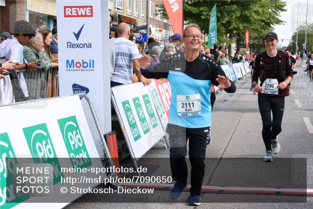 15.09.2024 - PSD Bank Halbmarathon Strokosch-Dieckow http://msf.ph/oto/7090650 15.09.2024 12:30:39 Ziel 2111, 2251, 2299, 3206, 3261, 3276, 3349 meine-sportfotos.de