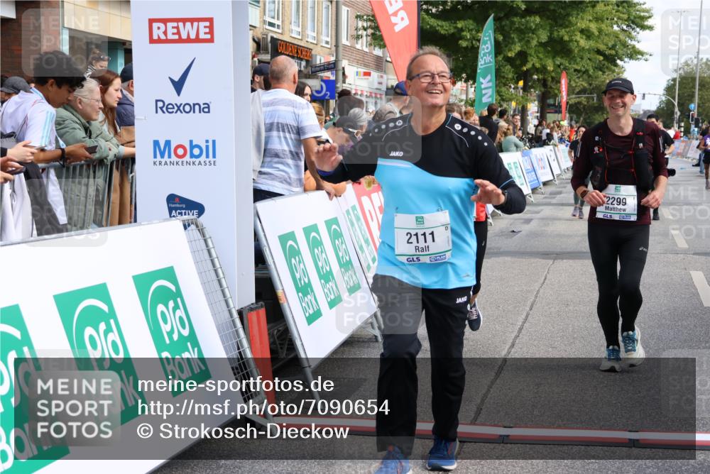 15.09.2024 - PSD Bank Halbmarathon Strokosch-Dieckow http://msf.ph/oto/7090654 15.09.2024 12:30:39 Ziel 2111, 2251, 2299, 3206, 3261, 3276, 3349 meine-sportfotos.de