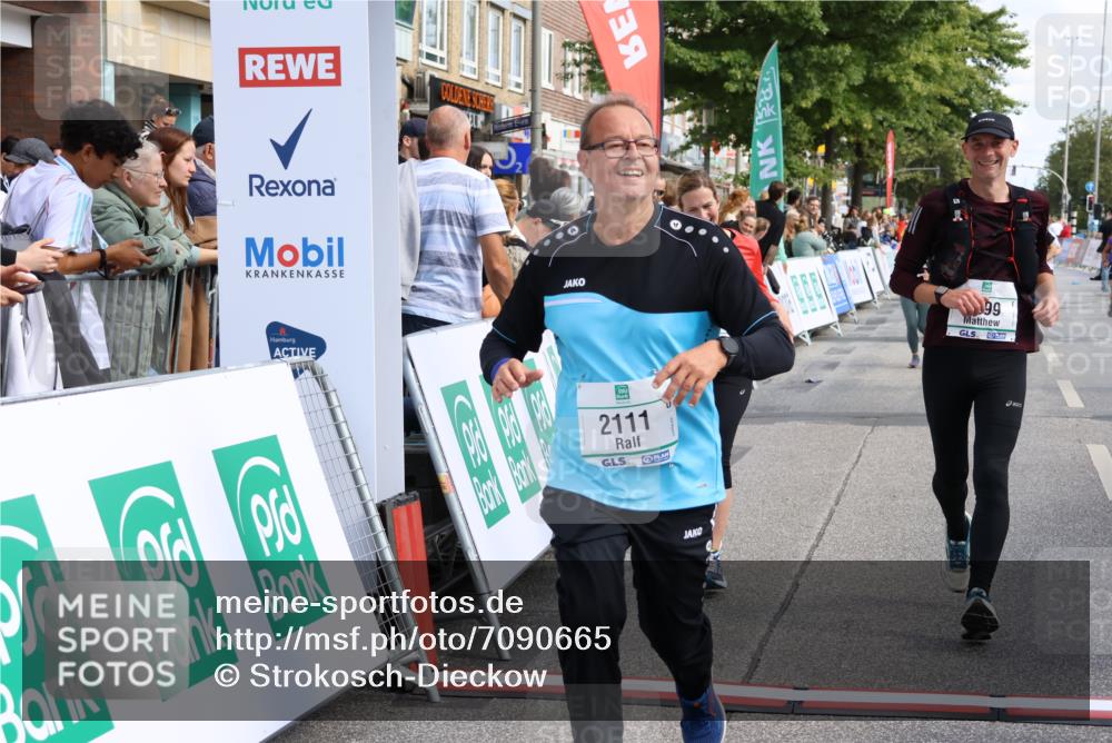 15.09.2024 - PSD Bank Halbmarathon Strokosch-Dieckow http://msf.ph/oto/7090665 15.09.2024 12:30:39 Ziel 2111, 2251, 2299, 3206, 3261, 3276, 3349 meine-sportfotos.de