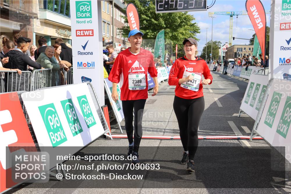 15.09.2024 - PSD Bank Halbmarathon Strokosch-Dieckow http://msf.ph/oto/7090693 15.09.2024 12:47:28 Ziel 2389, 3431 meine-sportfotos.de