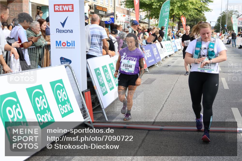15.09.2024 - PSD Bank Halbmarathon Strokosch-Dieckow http://msf.ph/oto/7090722 15.09.2024 12:30:48 Ziel 2111, 2251, 2299, 2447, 3206, 3261, 3276, 3346 meine-sportfotos.de