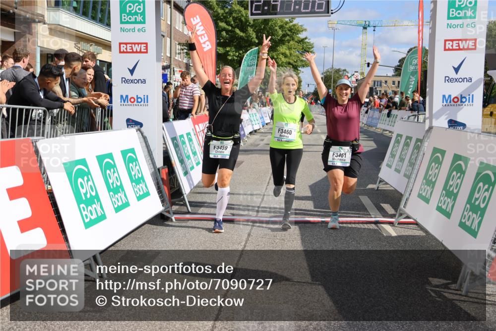 15.09.2024 - PSD Bank Halbmarathon Strokosch-Dieckow http://msf.ph/oto/7090727 15.09.2024 12:47:57 Ziel 3395, 3459, 3460, 3461 meine-sportfotos.de