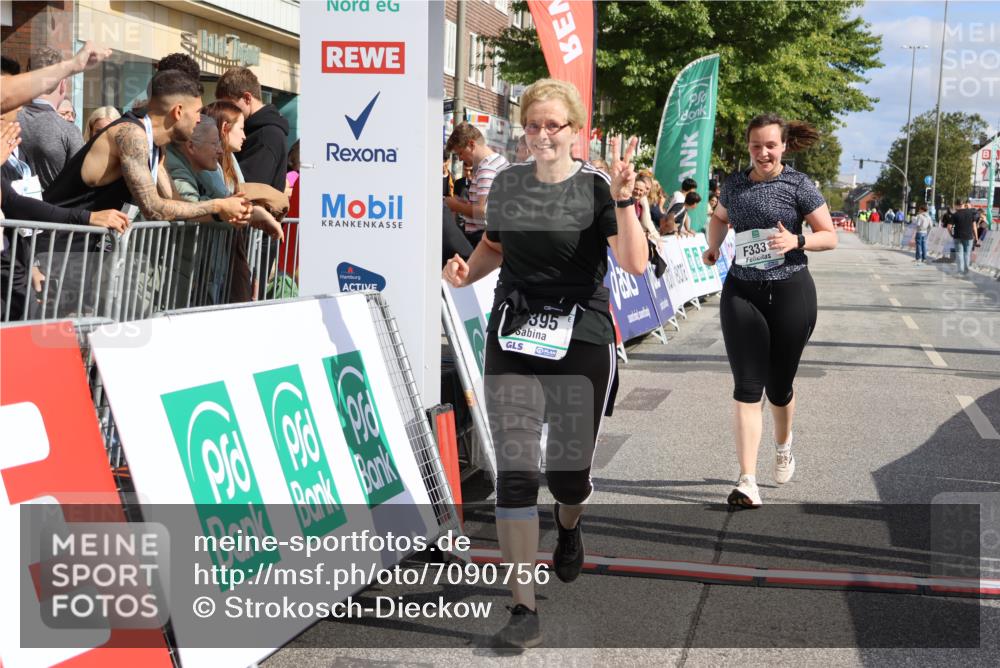 15.09.2024 - PSD Bank Halbmarathon Strokosch-Dieckow http://msf.ph/oto/7090756 15.09.2024 12:48:05 Ziel 3331, 3395, 3459, 3460, 3461 meine-sportfotos.de