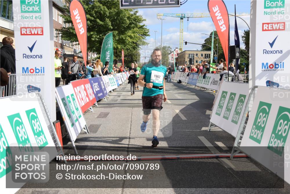15.09.2024 - PSD Bank Halbmarathon Strokosch-Dieckow http://msf.ph/oto/7090789 15.09.2024 12:49:53 Ziel 1962, 2529, 3113 meine-sportfotos.de