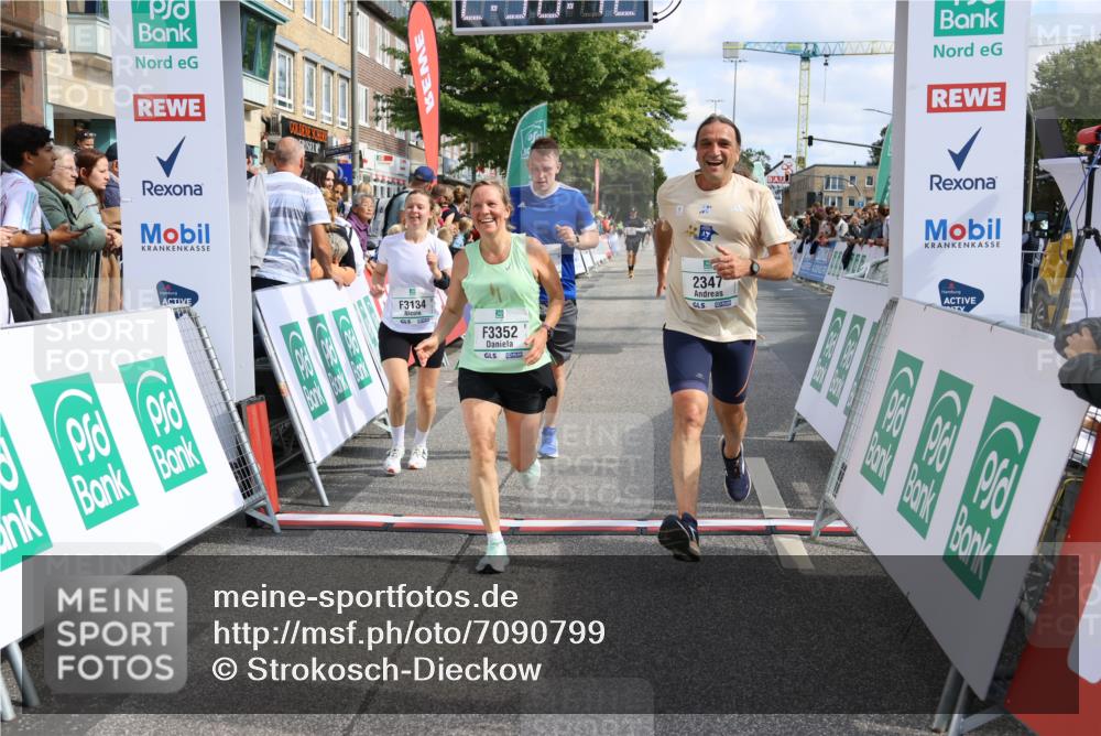 15.09.2024 - PSD Bank Halbmarathon Strokosch-Dieckow http://msf.ph/oto/7090799 15.09.2024 12:31:03 Ziel 2152, 2347, 2447, 3134, 3352 meine-sportfotos.de