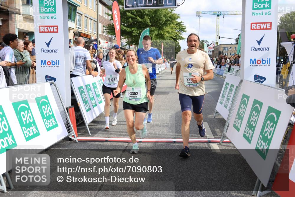 15.09.2024 - PSD Bank Halbmarathon Strokosch-Dieckow http://msf.ph/oto/7090803 15.09.2024 12:31:03 Ziel 2152, 2347, 2447, 3134, 3352 meine-sportfotos.de