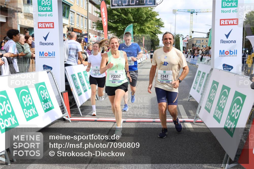 15.09.2024 - PSD Bank Halbmarathon Strokosch-Dieckow http://msf.ph/oto/7090809 15.09.2024 12:31:03 Ziel 2152, 2347, 2447, 3134, 3352 meine-sportfotos.de