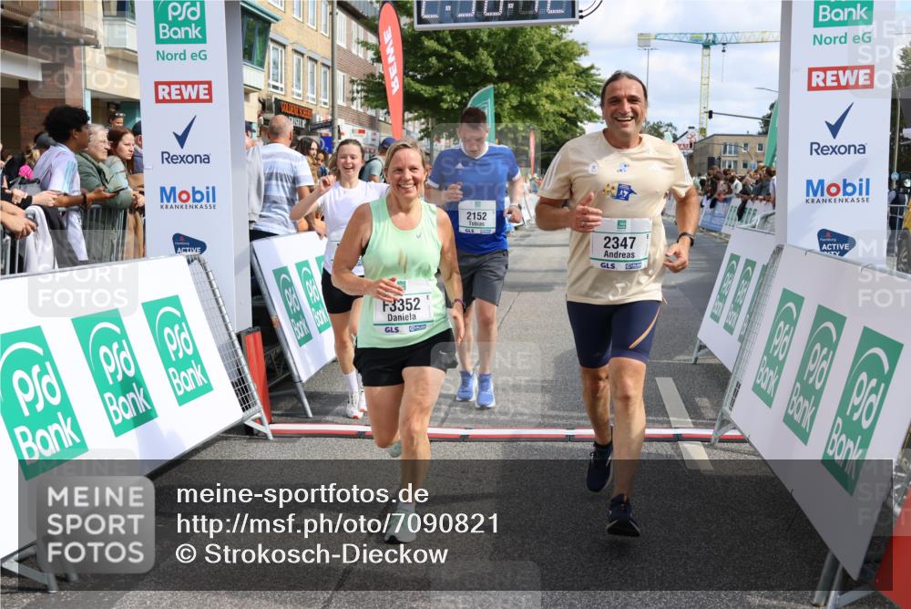 15.09.2024 - PSD Bank Halbmarathon Strokosch-Dieckow http://msf.ph/oto/7090821 15.09.2024 12:31:03 Ziel 2152, 2347, 2447, 3134, 3352 meine-sportfotos.de