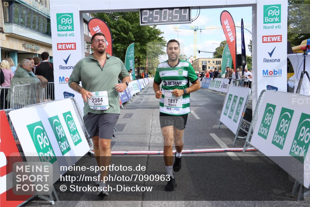 15.09.2024 - PSD Bank Halbmarathon Strokosch-Dieckow http://msf.ph/oto/7090963 15.09.2024 12:51:46 Ziel 1817, 2384 meine-sportfotos.de