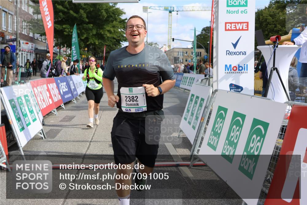 15.09.2024 - PSD Bank Halbmarathon Strokosch-Dieckow http://msf.ph/oto/7091005 15.09.2024 12:54:24 Ziel 2382, 2893 meine-sportfotos.de