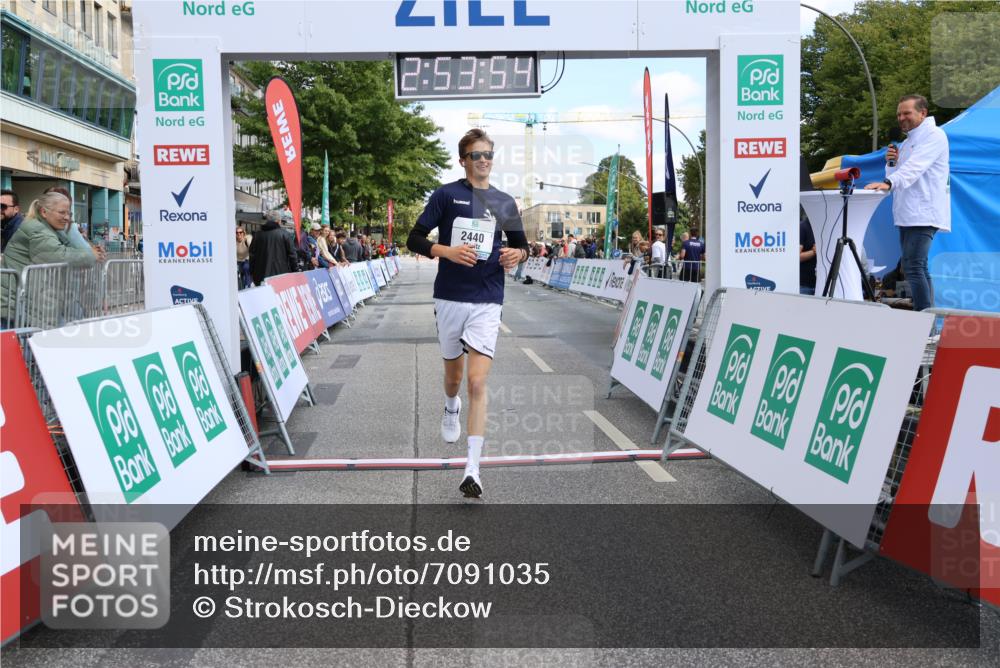 15.09.2024 - PSD Bank Halbmarathon Strokosch-Dieckow http://msf.ph/oto/7091035 15.09.2024 12:54:45 Ziel 2440 meine-sportfotos.de