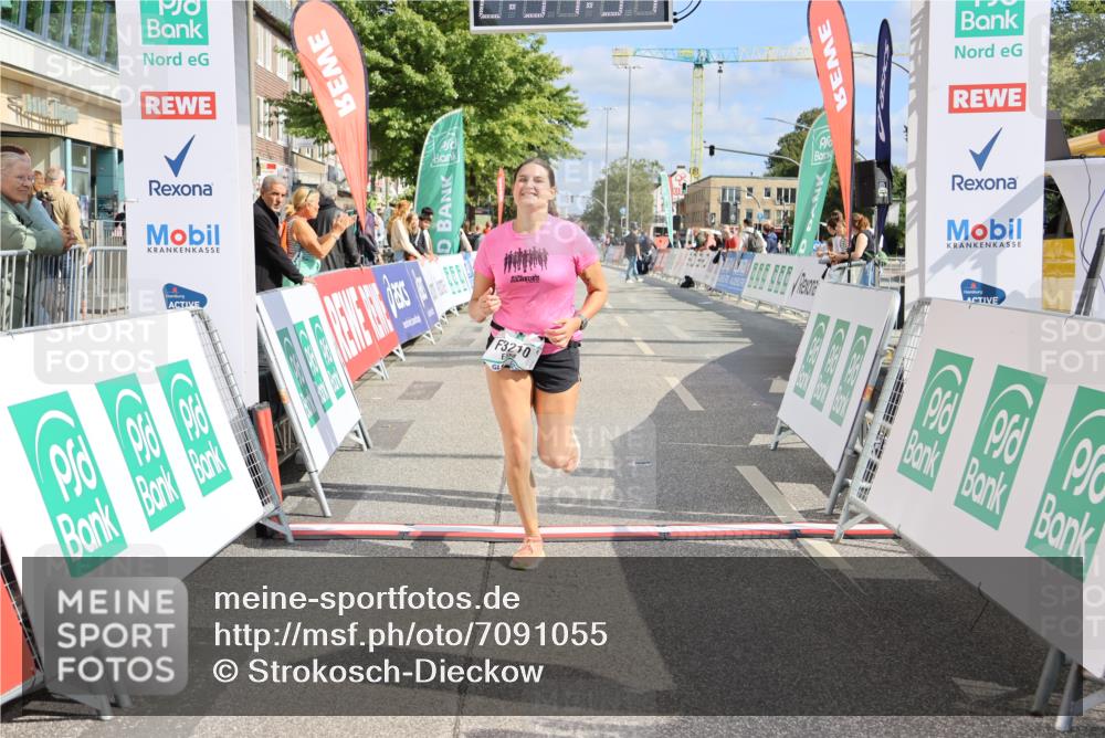 15.09.2024 - PSD Bank Halbmarathon Strokosch-Dieckow http://msf.ph/oto/7091055 15.09.2024 12:55:25 Ziel 3210 meine-sportfotos.de