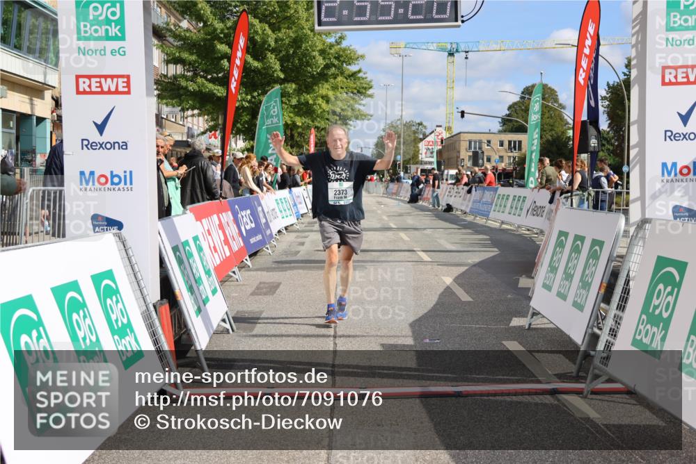 15.09.2024 - PSD Bank Halbmarathon Strokosch-Dieckow http://msf.ph/oto/7091076 15.09.2024 12:56:11 Ziel 2373 meine-sportfotos.de