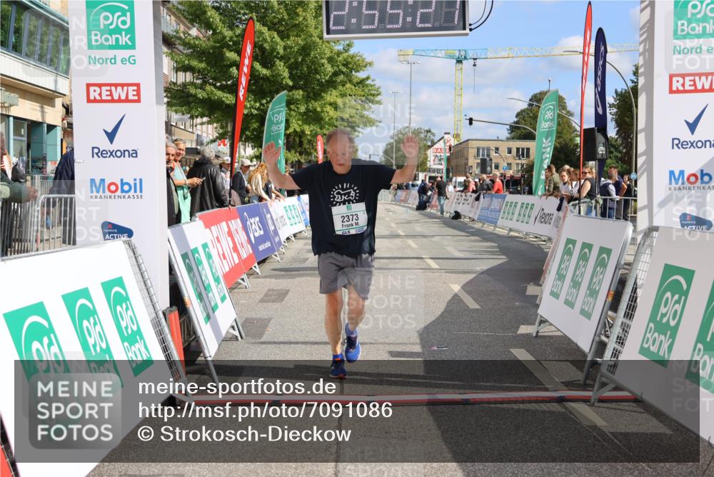 15.09.2024 - PSD Bank Halbmarathon Strokosch-Dieckow http://msf.ph/oto/7091086 15.09.2024 12:56:12 Ziel 2373 meine-sportfotos.de