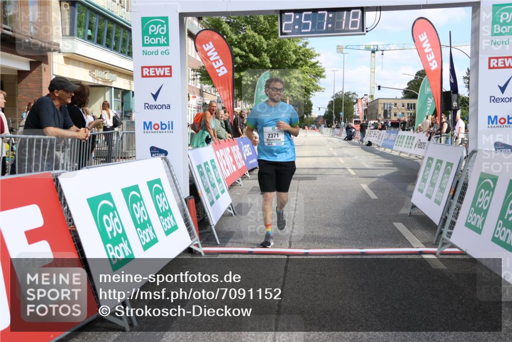 15.09.2024 - PSD Bank Halbmarathon Strokosch-Dieckow http://msf.ph/oto/7091152 15.09.2024 12:58:09 Ziel 2371 meine-sportfotos.de