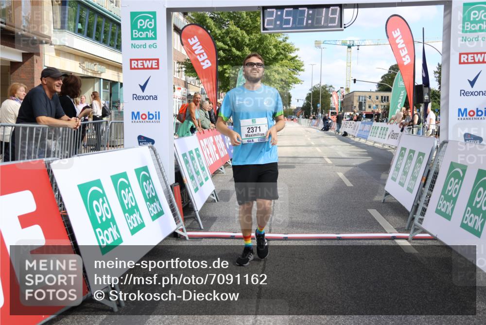 15.09.2024 - PSD Bank Halbmarathon Strokosch-Dieckow http://msf.ph/oto/7091162 15.09.2024 12:58:10 Ziel 2371 meine-sportfotos.de