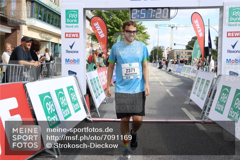 15.09.2024 - PSD Bank Halbmarathon Strokosch-Dieckow http://msf.ph/oto/7091169 15.09.2024 12:58:11 Ziel 2371 meine-sportfotos.de