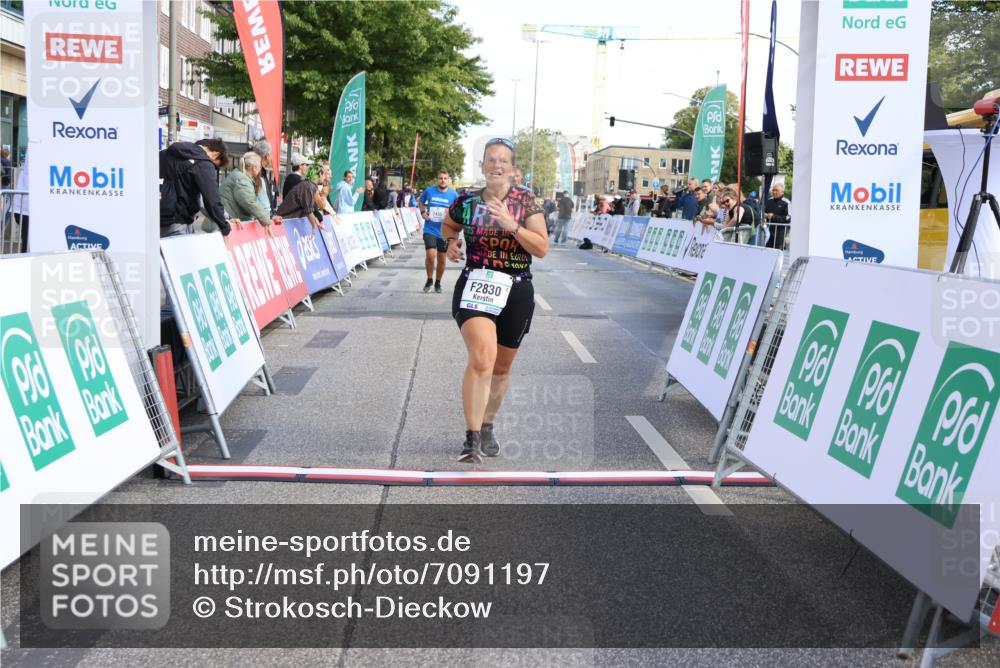 15.09.2024 - PSD Bank Halbmarathon Strokosch-Dieckow http://msf.ph/oto/7091197 15.09.2024 13:00:36 Ziel 2433, 2435, 2830 meine-sportfotos.de
