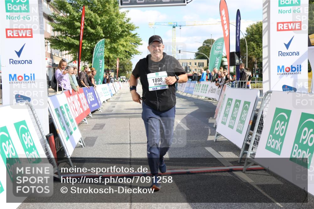 15.09.2024 - PSD Bank Halbmarathon Strokosch-Dieckow http://msf.ph/oto/7091258 15.09.2024 13:04:53 Ziel 1898 meine-sportfotos.de