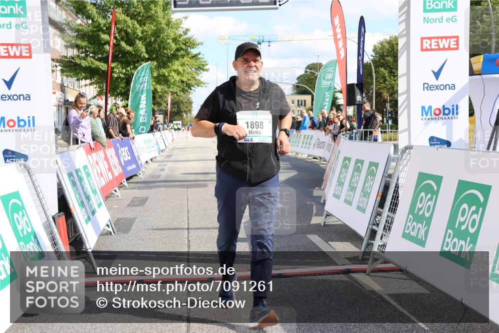 15.09.2024 - PSD Bank Halbmarathon Strokosch-Dieckow http://msf.ph/oto/7091261 15.09.2024 13:04:53 Ziel 1898 meine-sportfotos.de