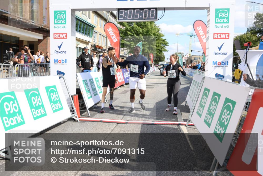 15.09.2024 - PSD Bank Halbmarathon Strokosch-Dieckow http://msf.ph/oto/7091315 15.09.2024 13:05:51 Ziel 2246, 3457 meine-sportfotos.de