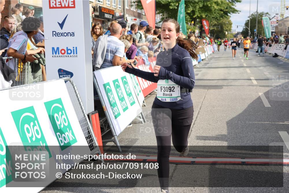 15.09.2024 - PSD Bank Halbmarathon Strokosch-Dieckow http://msf.ph/oto/7091408 15.09.2024 12:19:42 Ziel 1828, 3092, 3103, 3373 meine-sportfotos.de