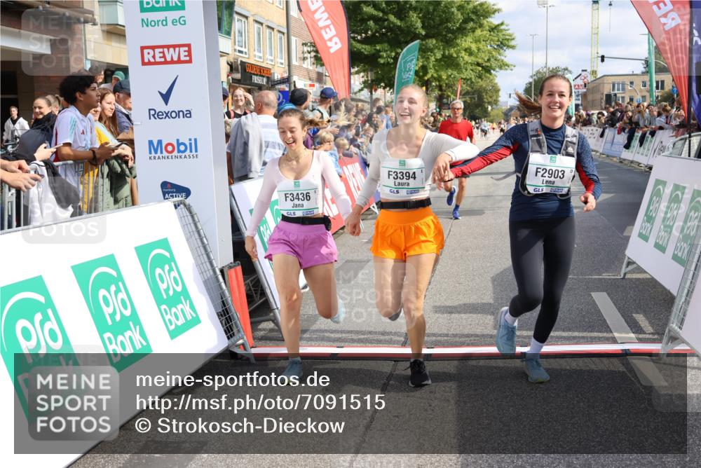 15.09.2024 - PSD Bank Halbmarathon Strokosch-Dieckow http://msf.ph/oto/7091515 15.09.2024 12:20:03 Ziel 1613, 2025, 2867, 2903, 3394, 3436 meine-sportfotos.de