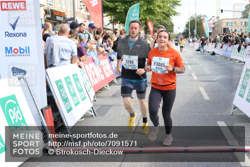 15.09.2024 - PSD Bank Halbmarathon Strokosch-Dieckow http://msf.ph/oto/7091571 15.09.2024 12:20:25 Ziel 2215, 2295, 2739, 3085, 3152, 3440, 3540 meine-sportfotos.de