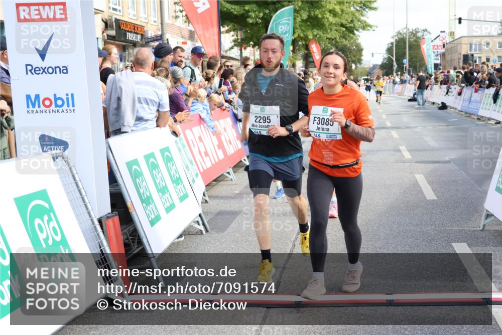 15.09.2024 - PSD Bank Halbmarathon Strokosch-Dieckow http://msf.ph/oto/7091574 15.09.2024 12:20:25 Ziel 2215, 2295, 2739, 3085, 3152, 3440, 3540 meine-sportfotos.de