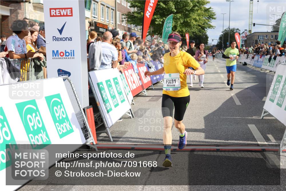 15.09.2024 - PSD Bank Halbmarathon Strokosch-Dieckow http://msf.ph/oto/7091668 15.09.2024 12:20:39 Ziel 1284, 2215, 2525, 2543, 3231, 3483, 3540 meine-sportfotos.de