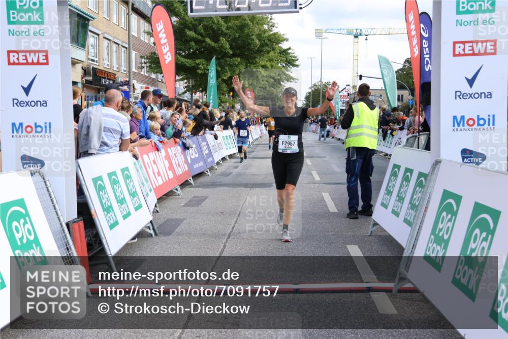 15.09.2024 - PSD Bank Halbmarathon Strokosch-Dieckow http://msf.ph/oto/7091757 15.09.2024 12:21:00 Ziel 2128, 2325, 2957, 3032 meine-sportfotos.de