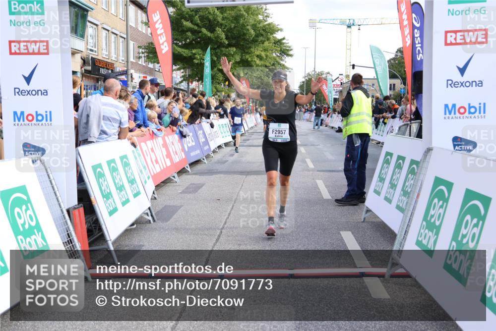 15.09.2024 - PSD Bank Halbmarathon Strokosch-Dieckow http://msf.ph/oto/7091773 15.09.2024 12:21:00 Ziel 2128, 2325, 2957, 3032 meine-sportfotos.de