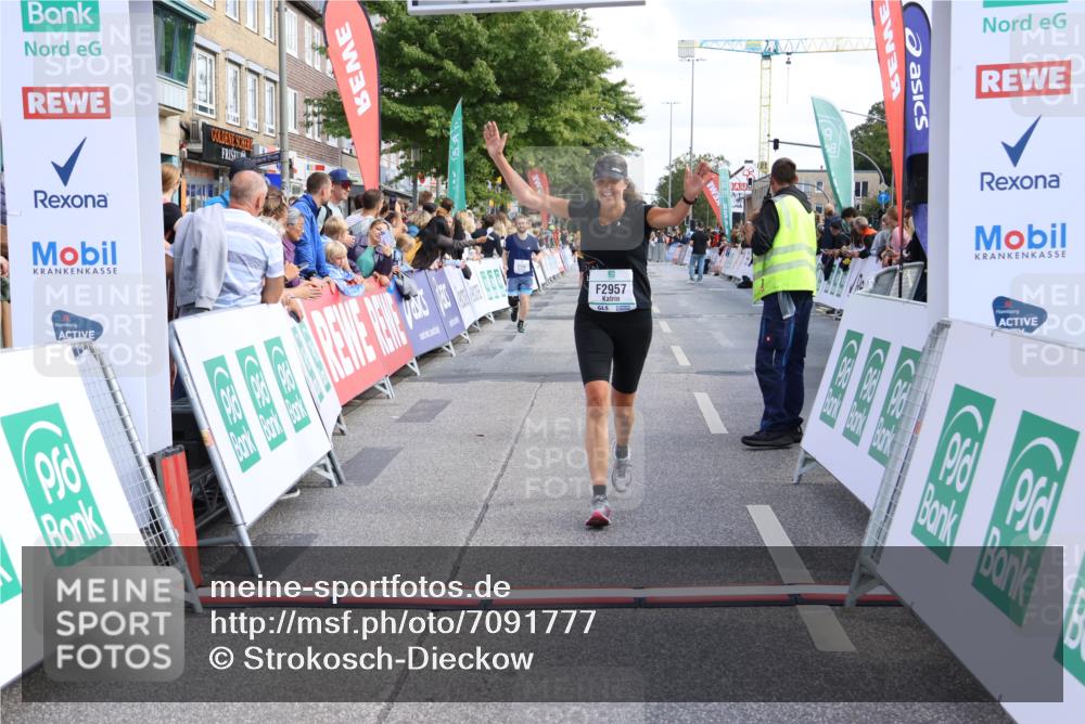 15.09.2024 - PSD Bank Halbmarathon Strokosch-Dieckow http://msf.ph/oto/7091777 15.09.2024 12:21:00 Ziel 2128, 2325, 2957, 3032 meine-sportfotos.de
