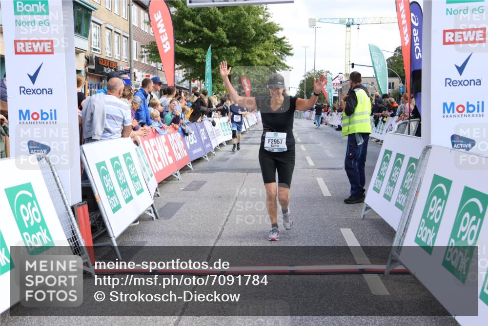 15.09.2024 - PSD Bank Halbmarathon Strokosch-Dieckow http://msf.ph/oto/7091784 15.09.2024 12:21:00 Ziel 2128, 2325, 2957, 3032 meine-sportfotos.de