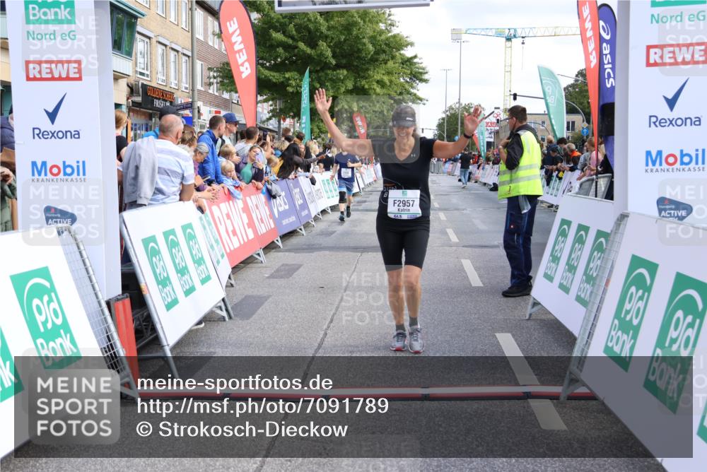 15.09.2024 - PSD Bank Halbmarathon Strokosch-Dieckow http://msf.ph/oto/7091789 15.09.2024 12:21:00 Ziel 2128, 2325, 2957, 3032 meine-sportfotos.de
