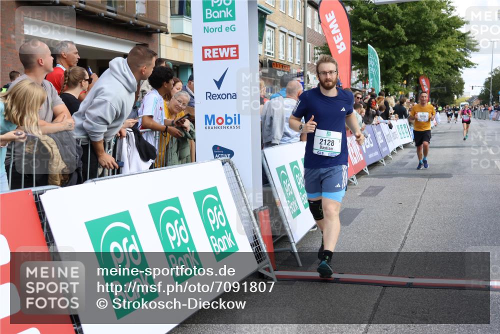 15.09.2024 - PSD Bank Halbmarathon Strokosch-Dieckow http://msf.ph/oto/7091807 15.09.2024 12:21:06 Ziel 2070, 2128, 2325, 2957, 3032, 3248 meine-sportfotos.de