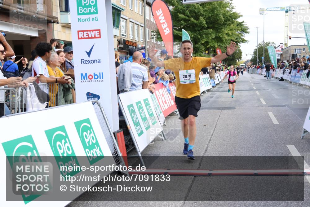 15.09.2024 - PSD Bank Halbmarathon Strokosch-Dieckow http://msf.ph/oto/7091833 15.09.2024 12:21:09 Ziel 2070, 2128, 2957, 3248 meine-sportfotos.de