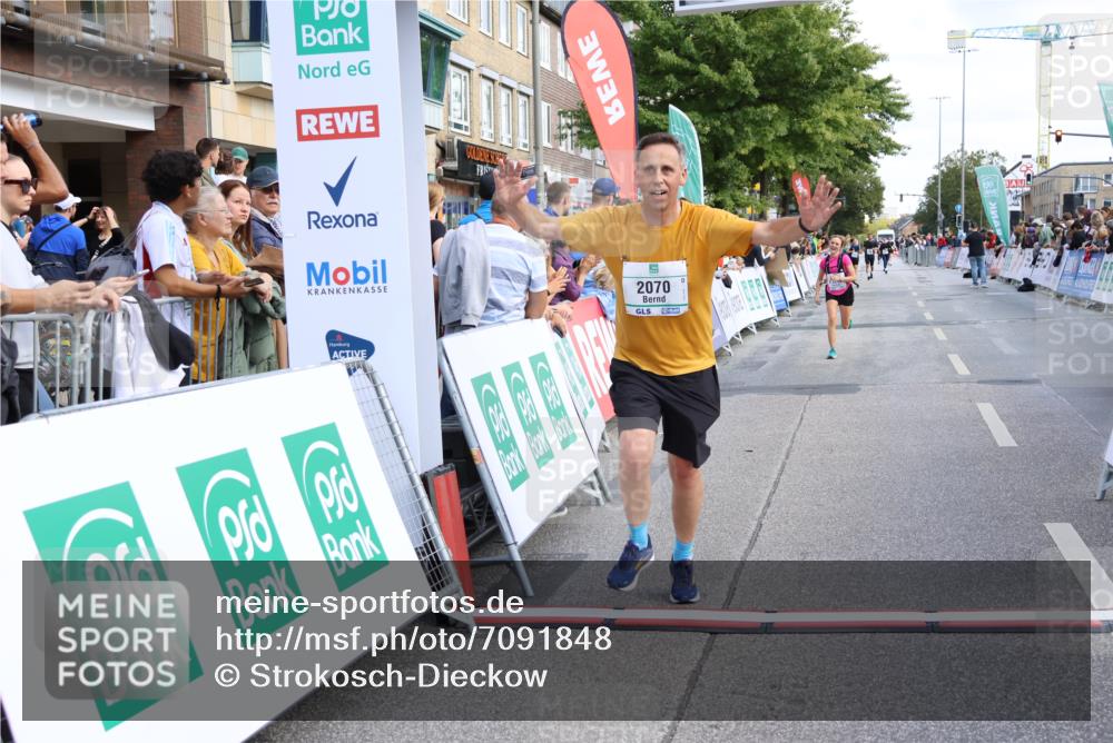 15.09.2024 - PSD Bank Halbmarathon Strokosch-Dieckow http://msf.ph/oto/7091848 15.09.2024 12:21:09 Ziel 2070, 2128, 2957, 3248 meine-sportfotos.de