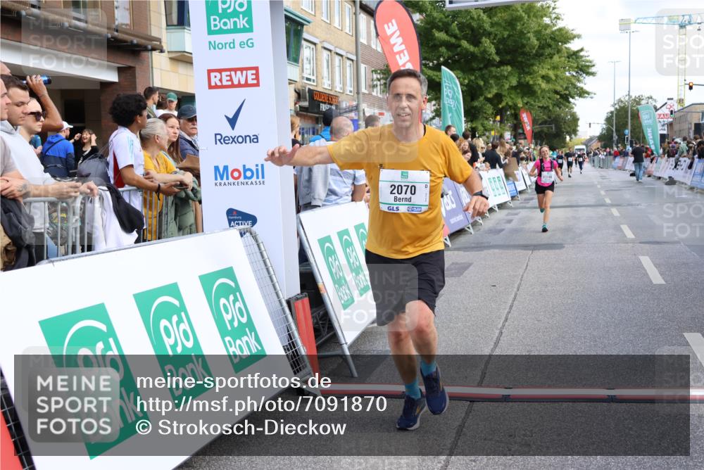 15.09.2024 - PSD Bank Halbmarathon Strokosch-Dieckow http://msf.ph/oto/7091870 15.09.2024 12:21:10 Ziel 2070, 2128, 2957, 3248 meine-sportfotos.de