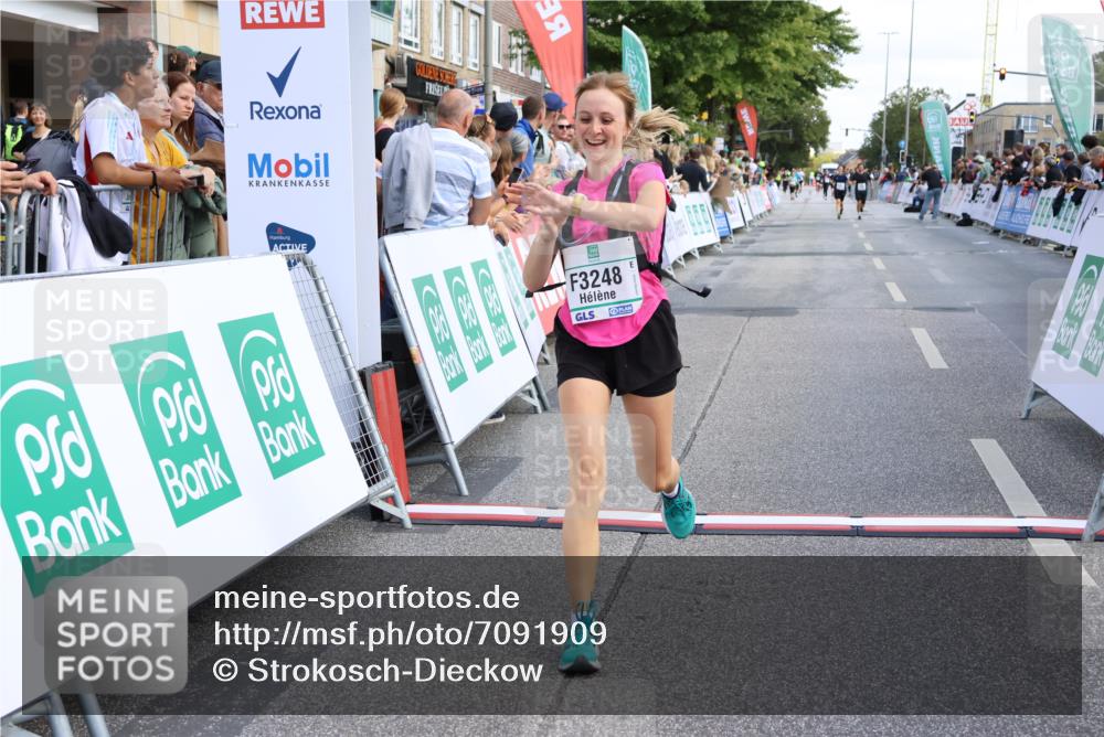 15.09.2024 - PSD Bank Halbmarathon Strokosch-Dieckow http://msf.ph/oto/7091909 15.09.2024 12:21:14 Ziel 2070, 2128, 3248 meine-sportfotos.de