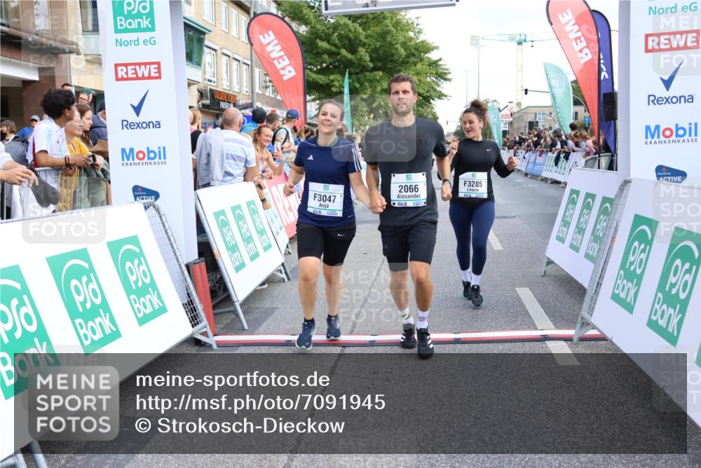 15.09.2024 - PSD Bank Halbmarathon Strokosch-Dieckow http://msf.ph/oto/7091945 15.09.2024 12:21:29 Ziel 2066, 3047, 3285 meine-sportfotos.de