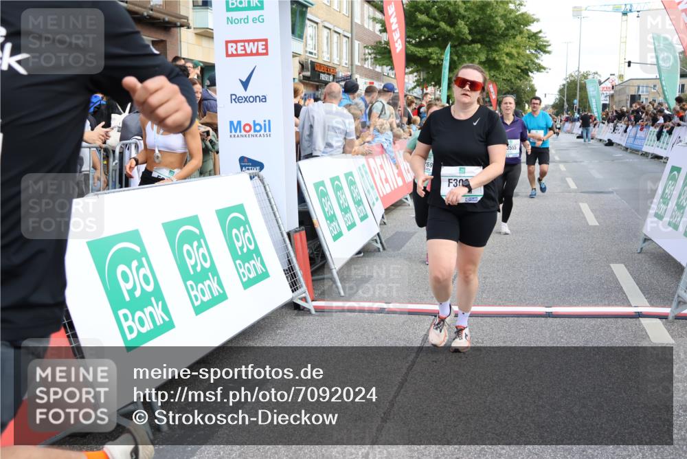 15.09.2024 - PSD Bank Halbmarathon Strokosch-Dieckow http://msf.ph/oto/7092024 15.09.2024 12:21:40 Ziel 2066, 2256, 2379, 2404, 2698, 3047, 3069, 3285, 3555 meine-sportfotos.de