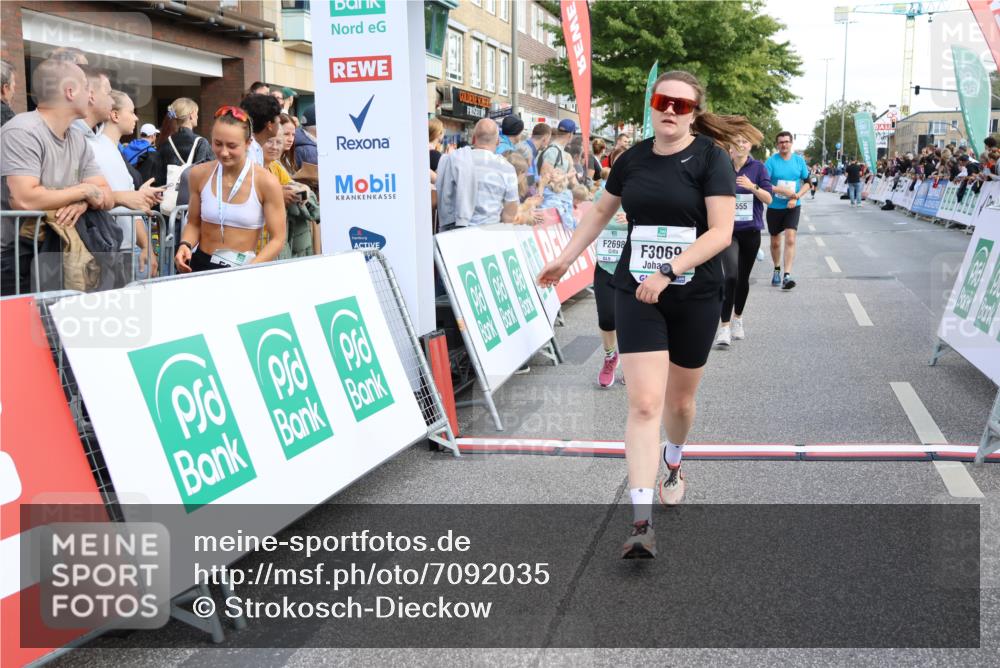 15.09.2024 - PSD Bank Halbmarathon Strokosch-Dieckow http://msf.ph/oto/7092035 15.09.2024 12:21:40 Ziel 2066, 2256, 2379, 2404, 2698, 3047, 3069, 3285, 3555 meine-sportfotos.de
