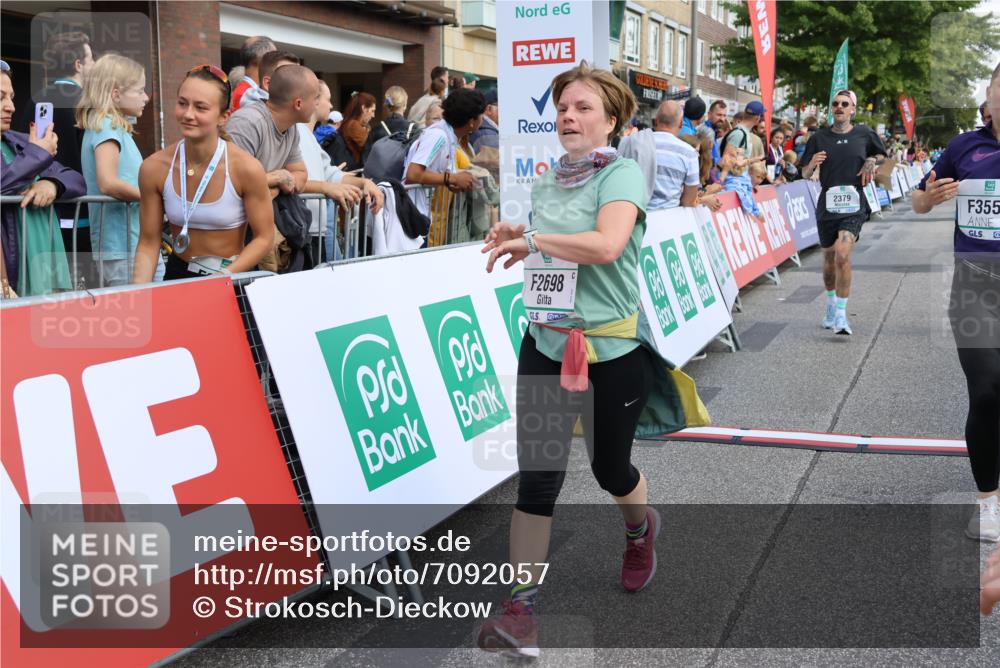 15.09.2024 - PSD Bank Halbmarathon Strokosch-Dieckow http://msf.ph/oto/7092057 15.09.2024 12:21:41 Ziel 2066, 2254, 2256, 2379, 2404, 2698, 3047, 3069, 3285, 3555 meine-sportfotos.de